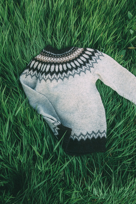 Navia Knitalong: Free Pattern and Plans