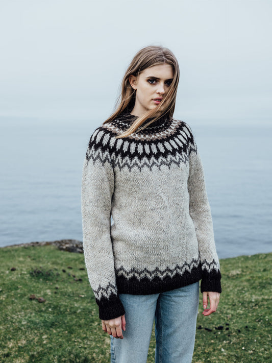 Announcing the Navia knitalong!