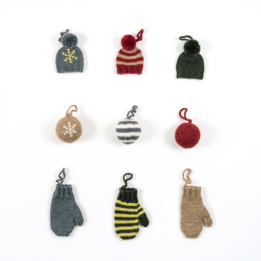 Free Pattern: Holiday Cheer Ornaments