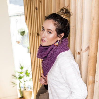 Kelbourne Woolens Patterns Compass Cowl Pattern
