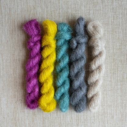 Kelbourne Woolens Yarn Harmony Sample Kelbourne Woolens Sample Skein