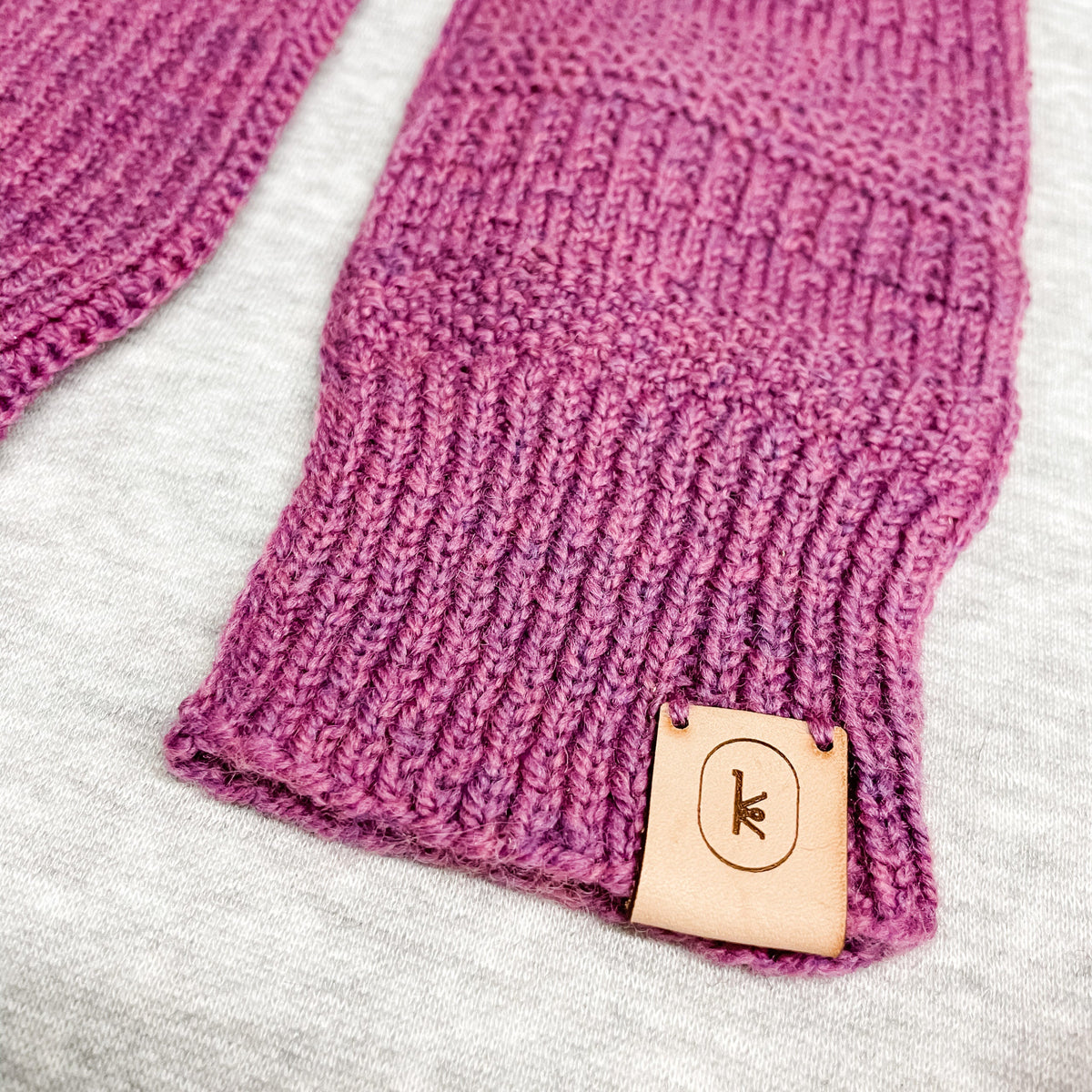 Kelbourne Woolens Patterns Amaryllis Mitten Pattern