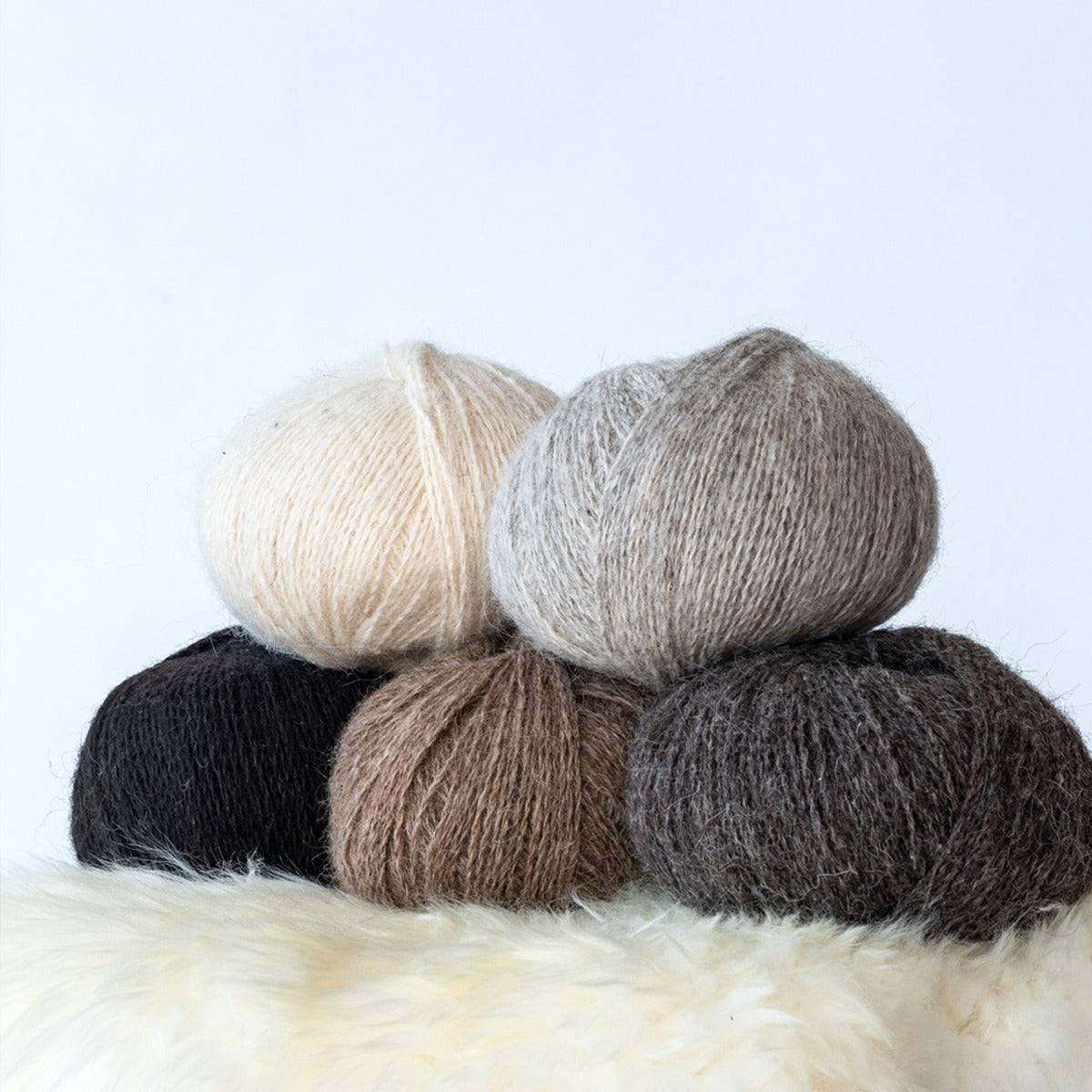 Navia Yarn Brushed Tradition