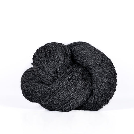 Kelbourne Woolens Yarn 026 charcoal heather Camper