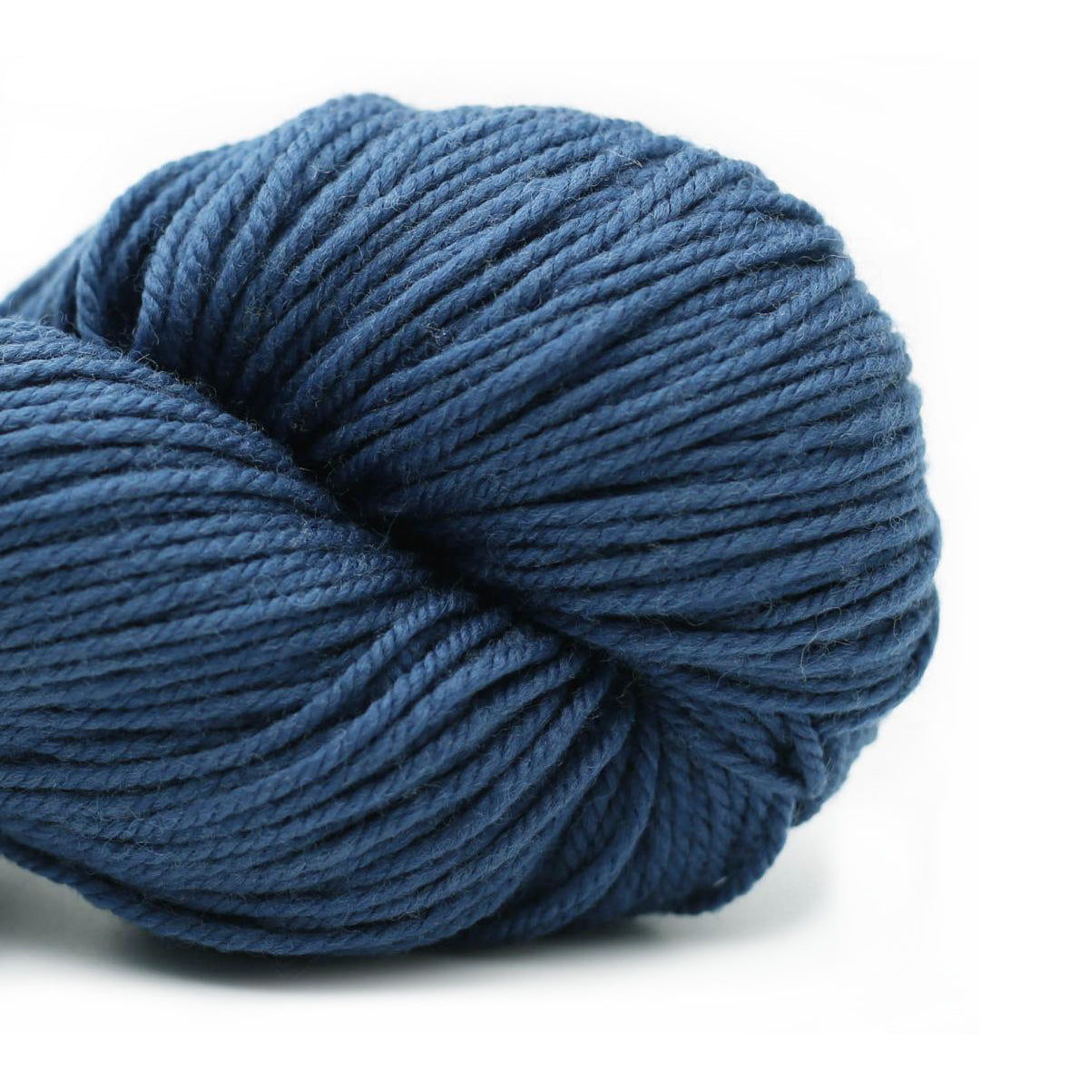 Hey Mama Wolf Yarn 04 Mazarine Blue Mokosh