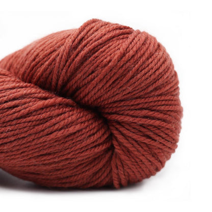 Hey Mama Wolf Yarn 09 Henna Red Mokosh