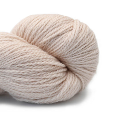Hey Mama Wolf Yarn 16 Ghost Pipe Light Beige Skadi