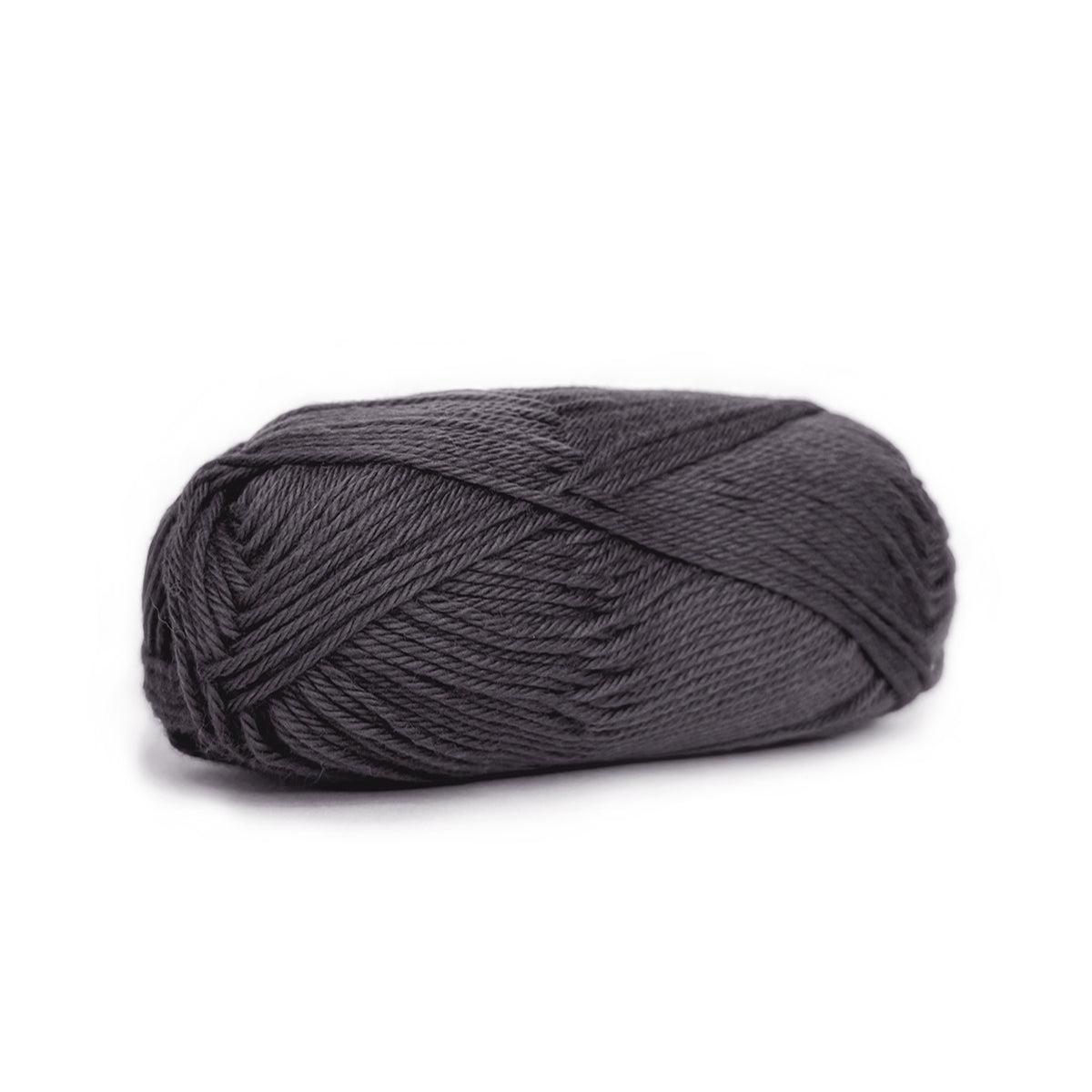 Kelbourne Woolens Yarn 007 nearly black Skipper