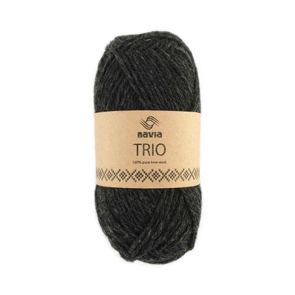 Navia Yarn 034 charcoal grey Trio