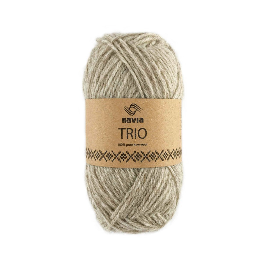 Navia Yarn 038 sand Trio